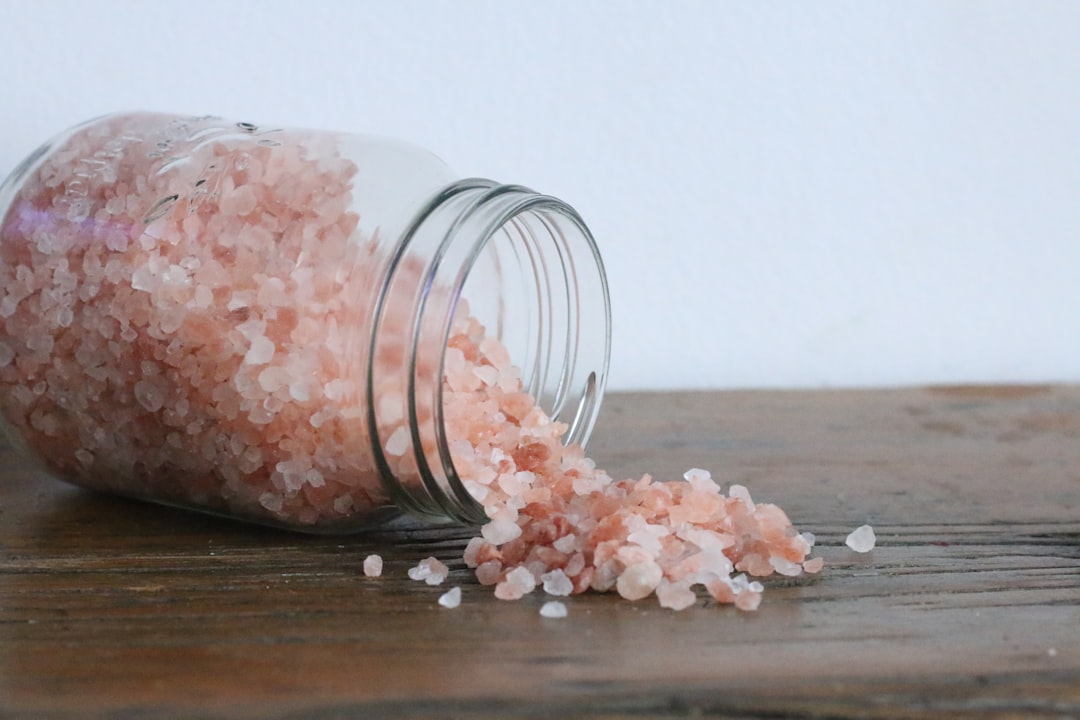 The Global Guide to Himalayan Salt Lamp Varieties: Aesthetics, Science, and B2B Sourcing