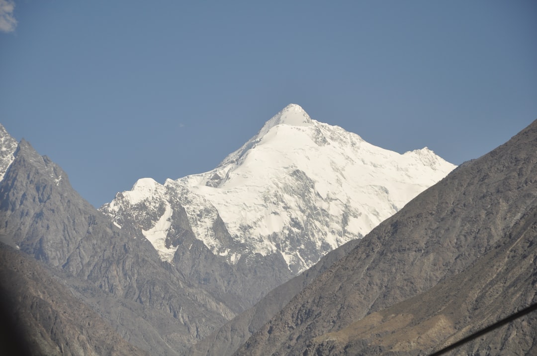 The Global Guide to Himalayan Salt: Why Pakistan Leads the Industry